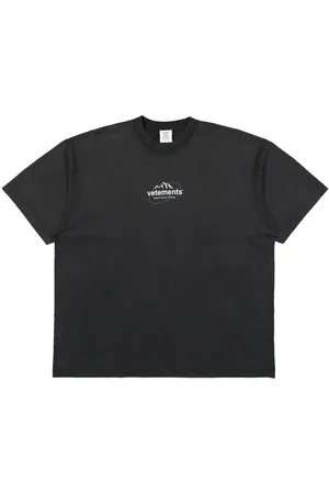 Vetements T-shirt Spring Water Logo