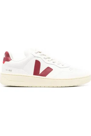 Veja Sneakers V-90