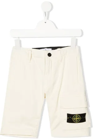 Stone Island Shorts con applicazione