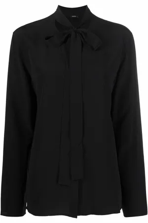 Joseph Blusa con nodo Bayne