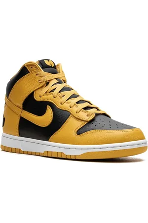 Nike Sneakers alte Dunk High x Wu-Tang