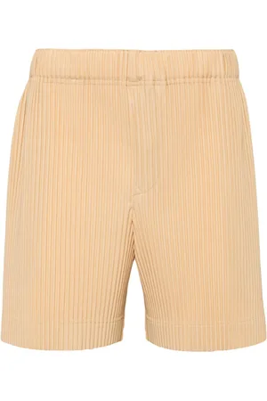 Issey Miyake Shorts July con pieghe