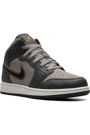 Jordan Sneakers Air Jordan 1 Mid SE Night Stadium