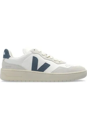 Veja Sneakers V-90