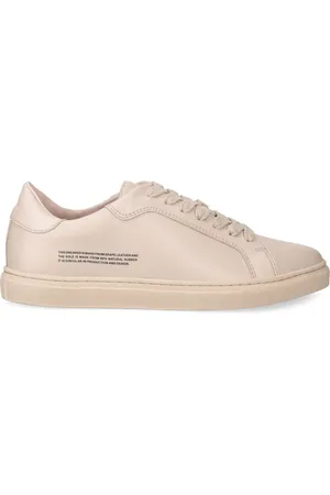 The Pangaia Sneakers in pelle