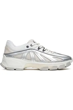 Filling pieces Sneakers Pace Radar