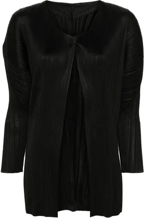 PLEATS PLEASE ISSEY MIYAKE Giacca pliss??