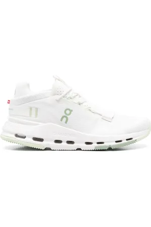 On Running Sneakers Cloudnova 2