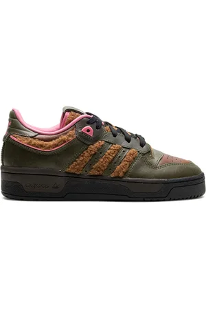 adidas Sneakers Rivalry "The Simpsons - Werewolf Flanders"