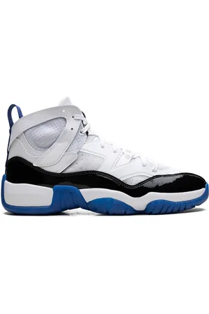 Jordan Sneakers Jumpman Two Trey