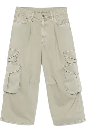 R13 Cargo crop