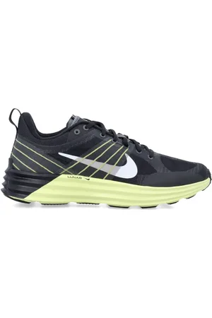 Nike Sneakers Lunar Roam