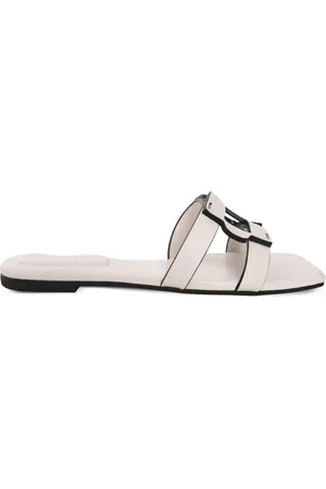 Simkhai Sandali slides in pelle