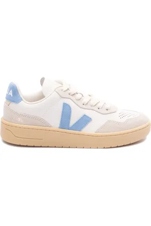 Veja Sneakers V-90