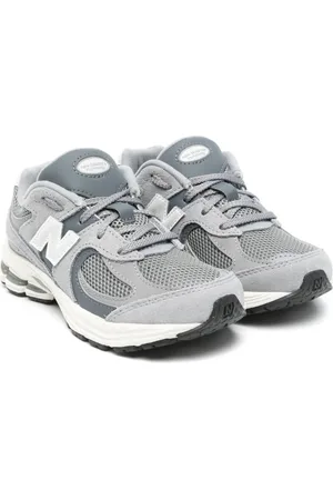 New Balance Sneakers 2002
