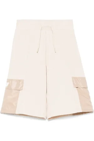 Emporio Armani Cargo corti con applicazione