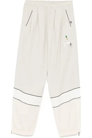 Maison Mihara Yasuhiro Pantaloni sportivi con ricamo