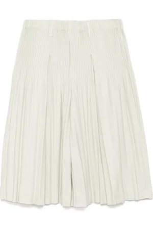 Issey Miyake Shorts con pieghe