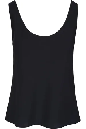 Vince Top in jersey