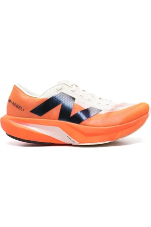 New Balance Sneakers FuelCell Rebel v4
