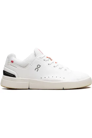 On Running Sneakers The Roger Advantege "White Spice"
