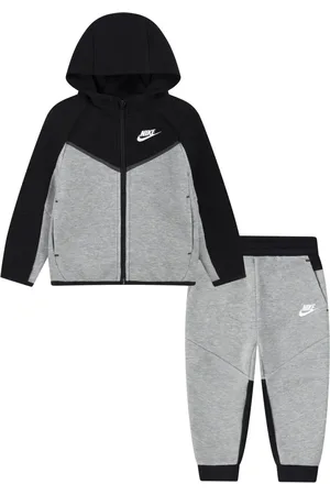 Nike Tuta sportiva con logo