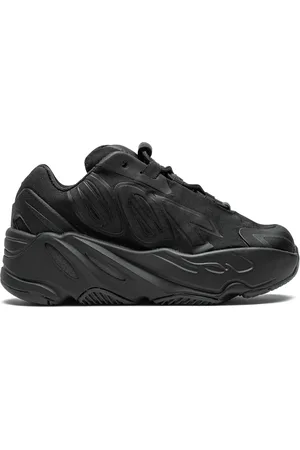 adidas Sneakers Yeezy Boost 700 MNVS Triple Black