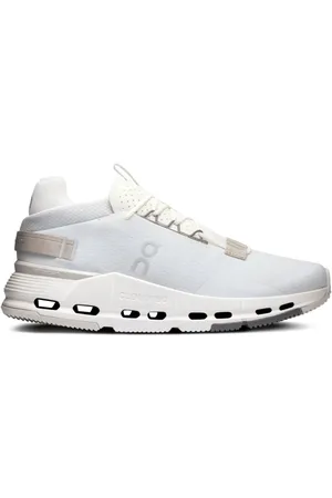 On Running Sneakers Cloudnova 2 "Ice/Sand"