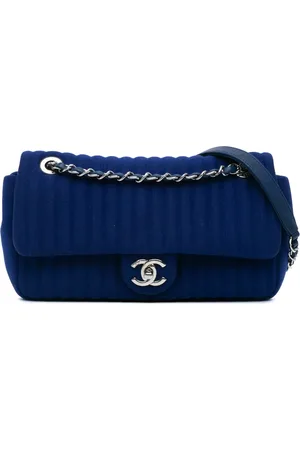 CHANEL Borsa a spalla verticale media in jersey trapuntato con catena e battente 2016-2017