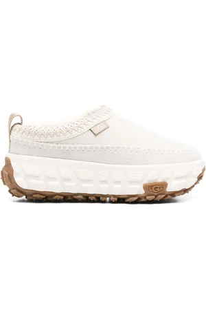 UGG Slippers Venture Daze