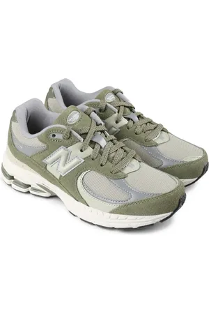 New Balance Sneakers 2002R con inserti in rete