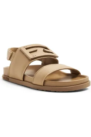 Fendi Sandali con applicazione