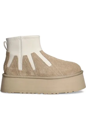 UGG Stivaletti con plateau
