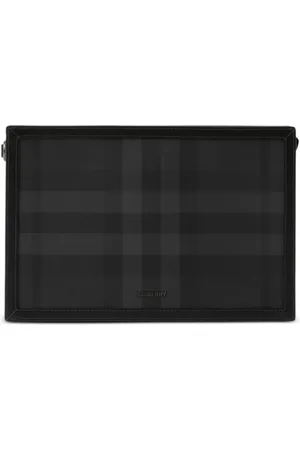 Burberry Clutch con applicazione