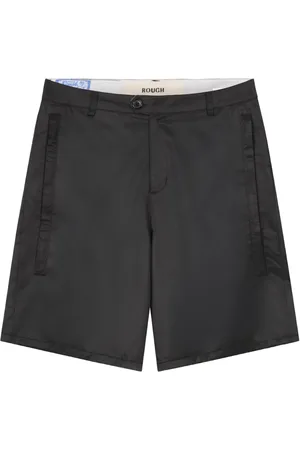 ROUGH. Shorts con finitura satinata