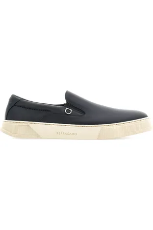 Salvatore Ferragamo Sneakers con applicazione Gancini