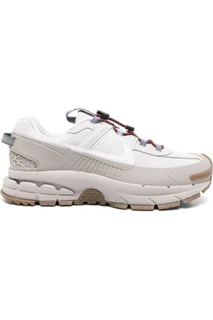 Nike Sneakers Zoom Vomero Roam