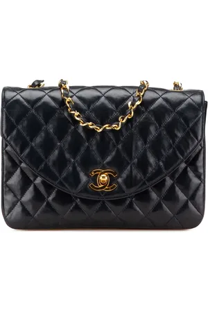CHANEL Borsa a tracolla tonda in pelle di agnello trapuntata 1986-1988