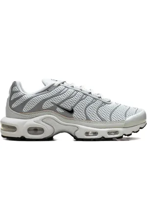 Nike Sneakers Air Max Plus "Light Silver"