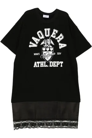 Vaquera Abito modello T-shirt