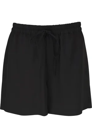 NILI LOTAN Shorts