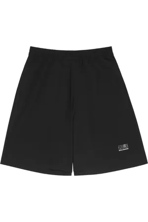 Maison Margiela X Salomon Shorts con grafica numerica