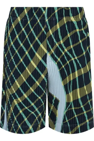 Issey Miyake Shorts Windswept