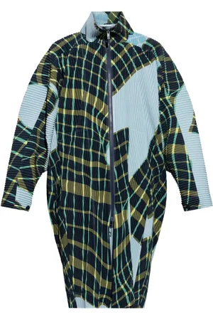 Issey Miyake Cappotto Windswept