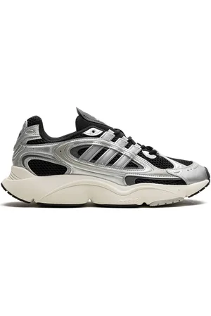 adidas Sneakers Ozmillen con inserti a contrasto