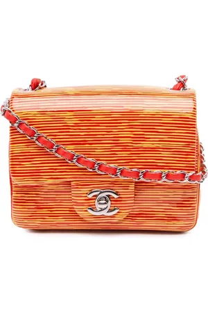 CHANEL Borsa a tracolla squadrata Classic mini a righe con battente e finitura lucida 2013-2014