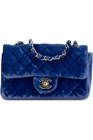 CHANEL Borsa a tracolla rettangolare mini in velluto con battente 2015-2016