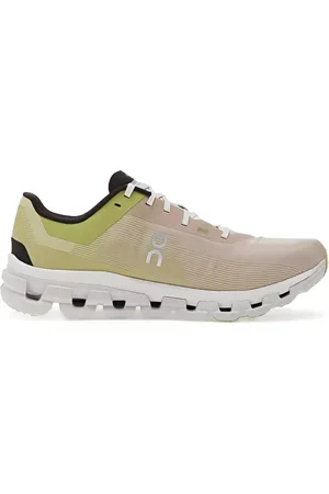 On Running Sneakers Cloudflow 4