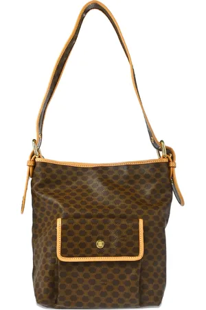 Céline Borsa a spalla Macadam 1990-2000