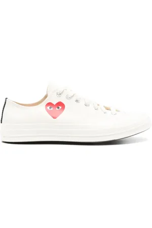Converse Sneakers Heart